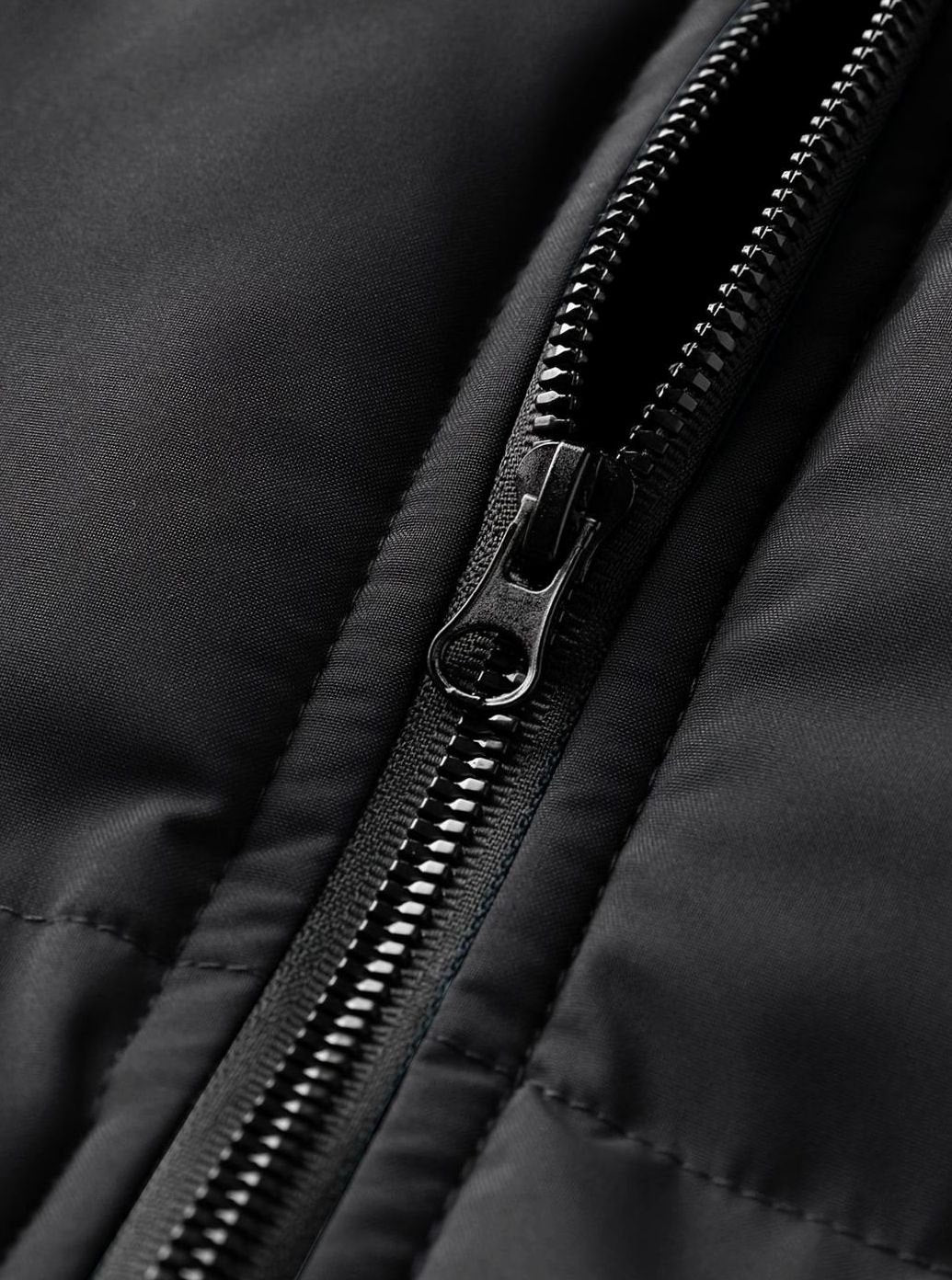 Alexander | Men's Quilted Hooded Winter Jacket Ribbed-Cuff Full-Zip Puffer