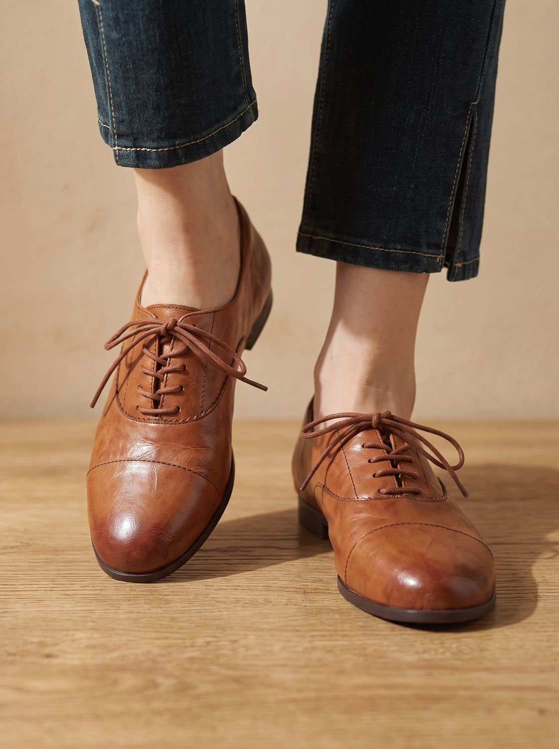 Emma | Women's Leather Lace-Up Cap Toe Oxford Flat Shoes