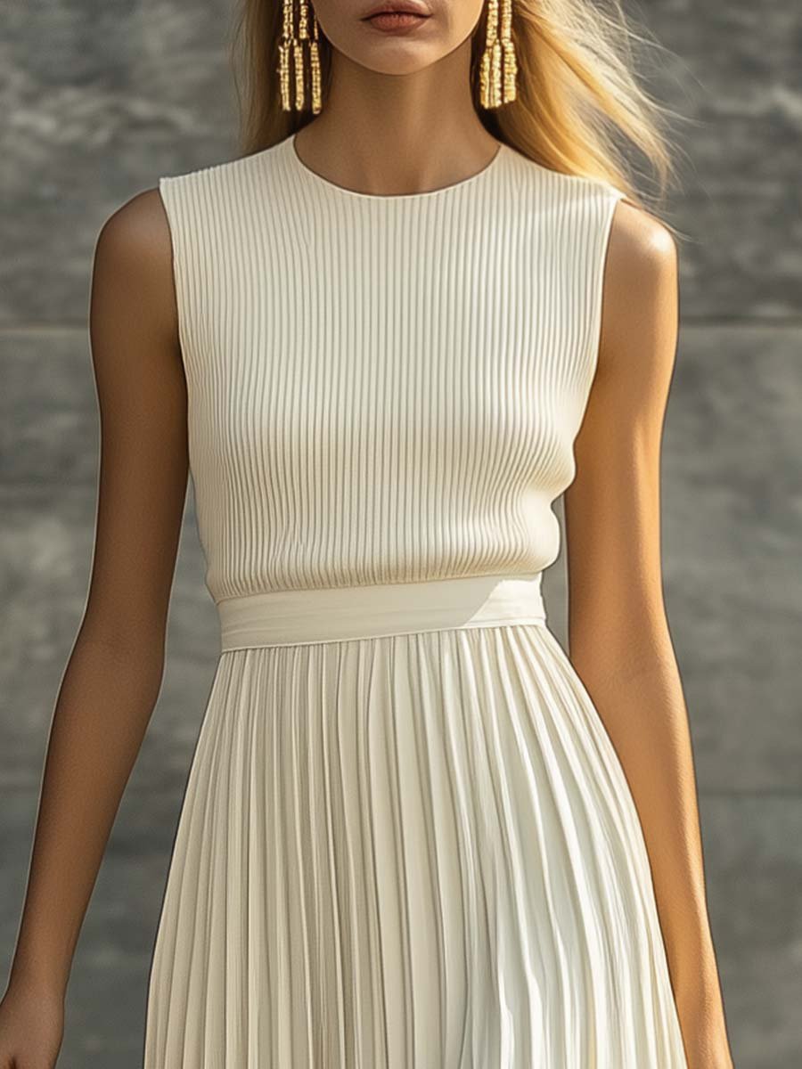 Maxi Dress for Women with Sleeveless Knit Bodice and Pleated Chiffon Hem