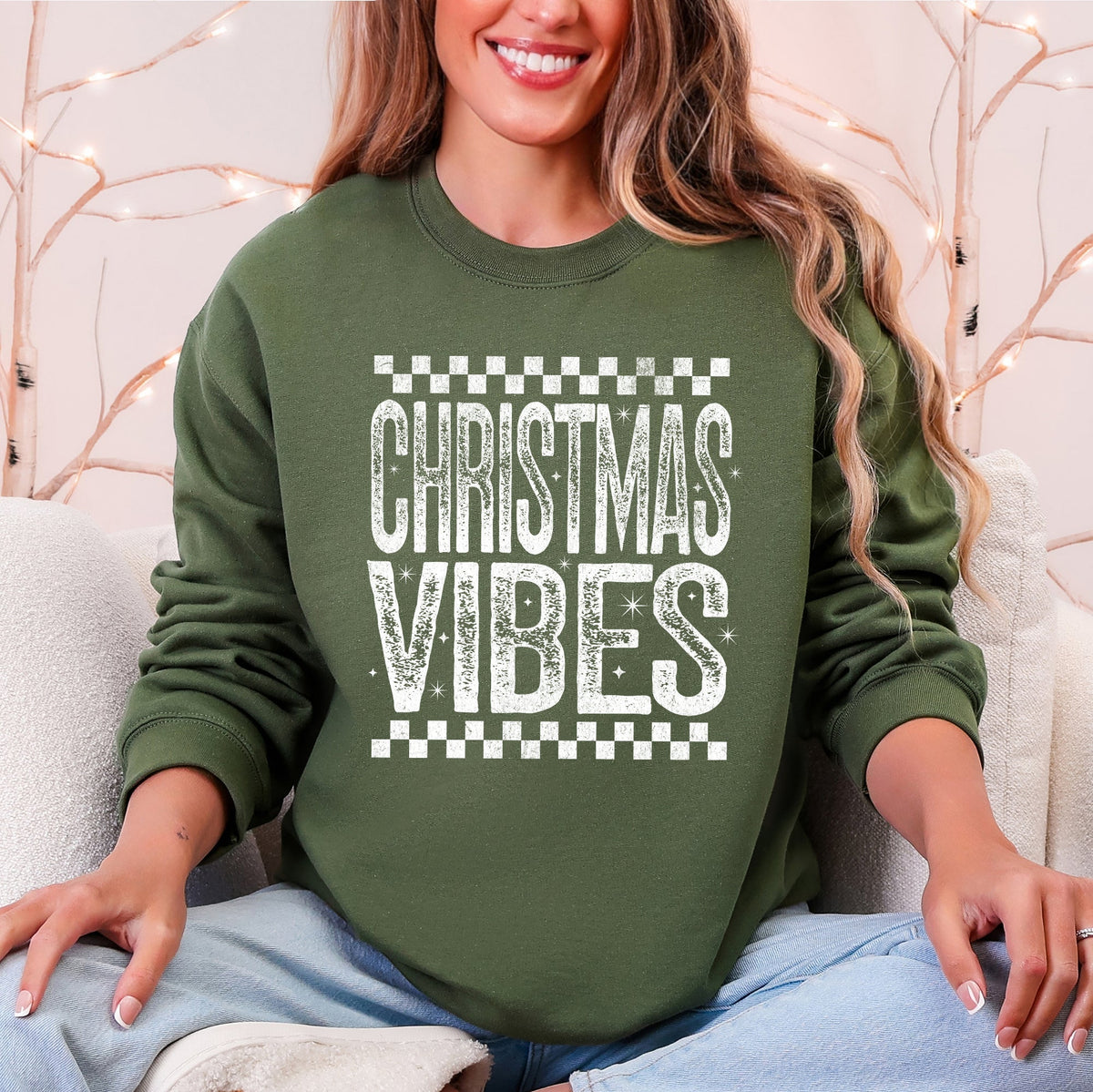 Unisex Christmas Vibes Retro Graphic Sweatshirt