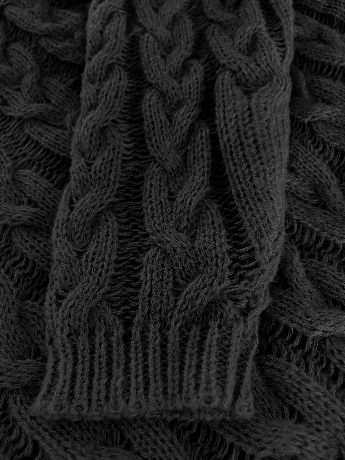 Women's Cable Knit V-Neck Sweater in Angola Mountain Wool