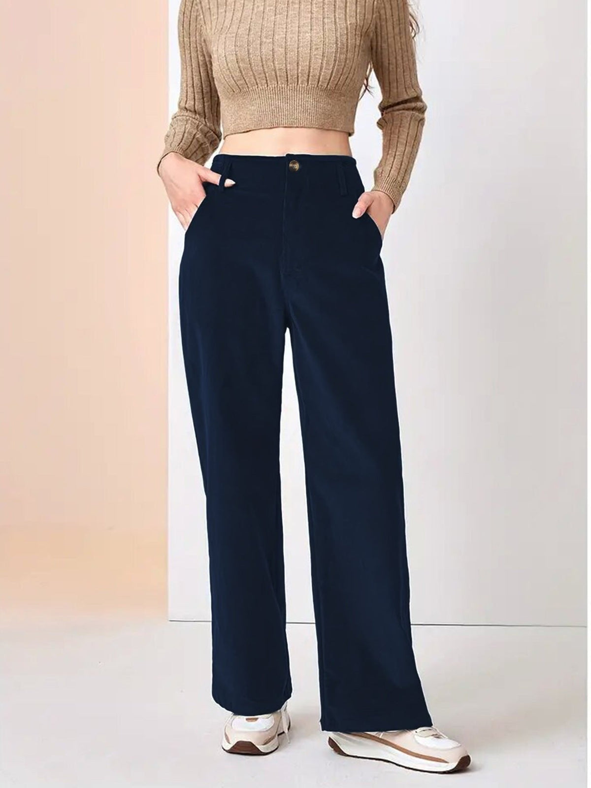 Women's Relaxed Wide-Leg Corduroy Pants