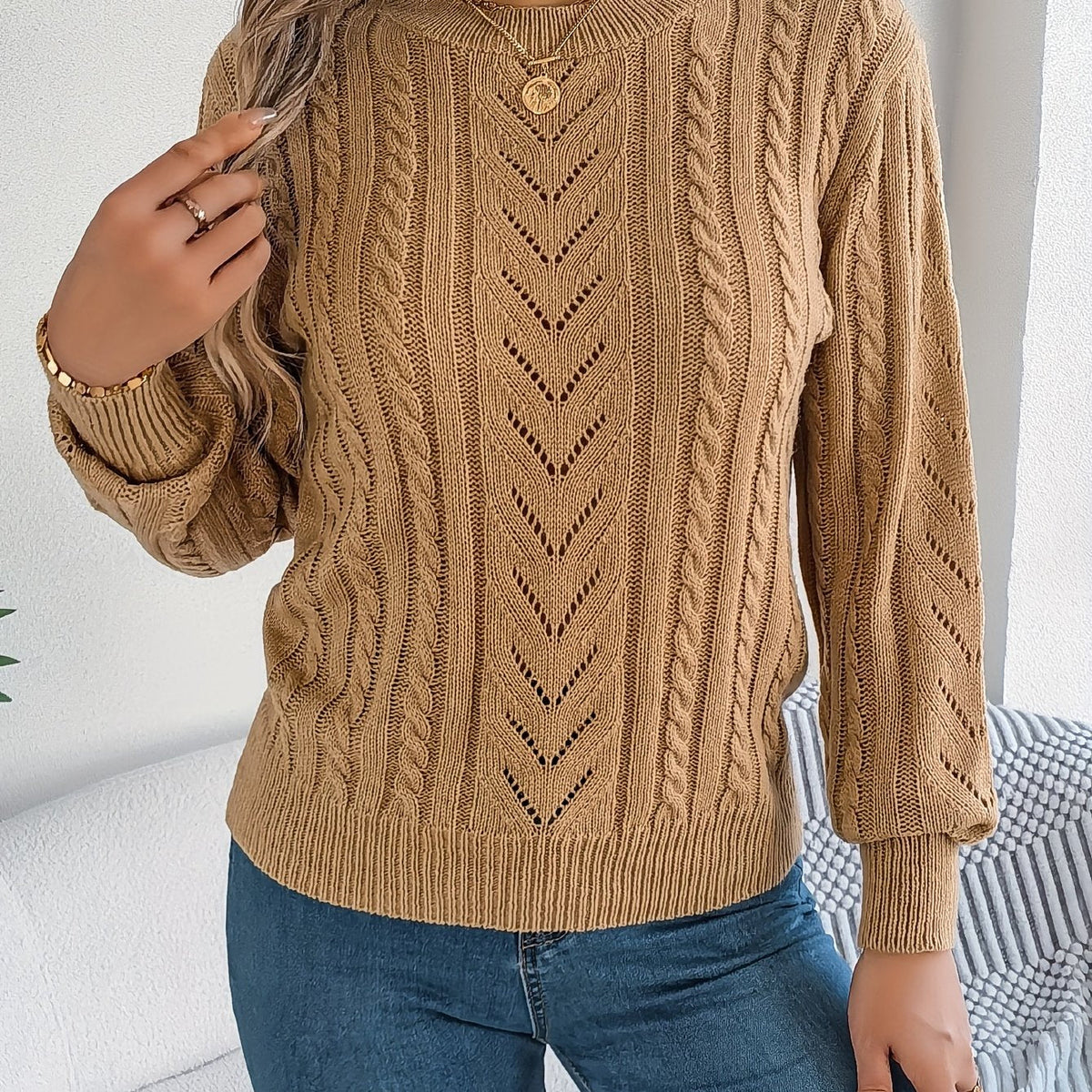 Women's Textured Crew Neck Cable Knit Sweater