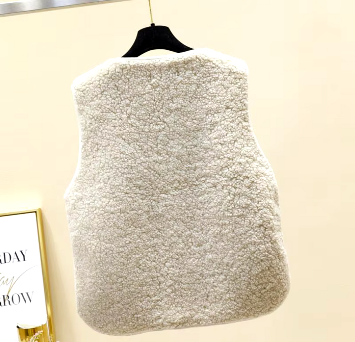Wynnie | Women's Sherpa Sleeveless Fleece Vest