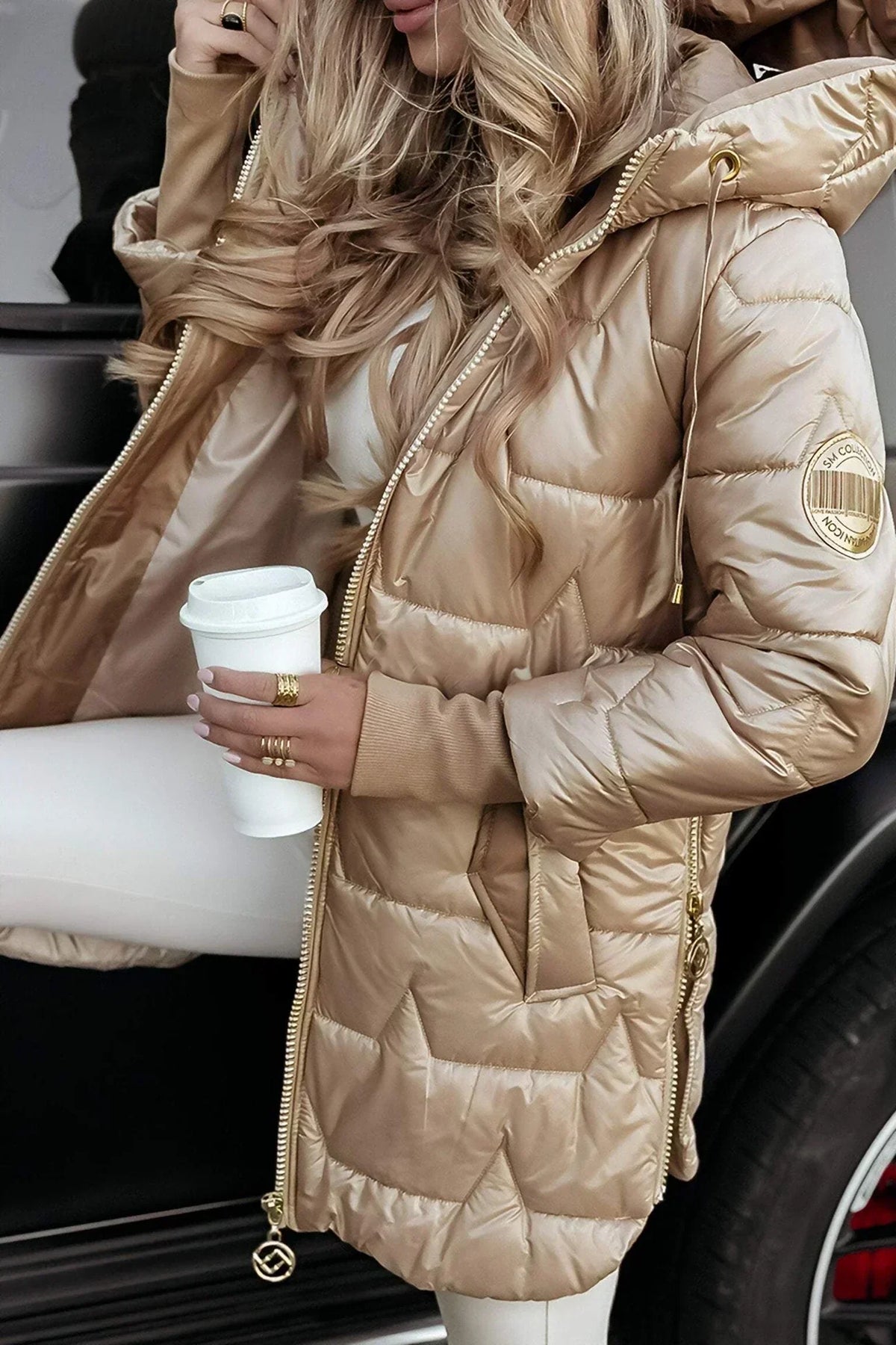 Chivelle™ - Elegant Winter Jacket with Hood and Lining