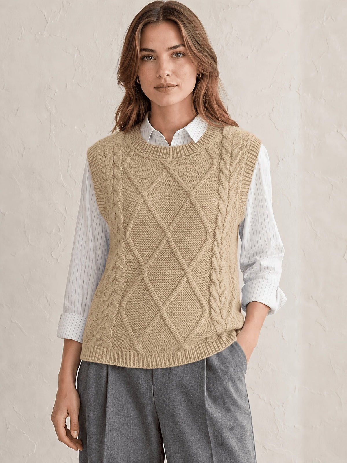 Cozy Cable Knit Sweater Vest for Women with Round Neck Sleeveless Diamond Relaxed Style