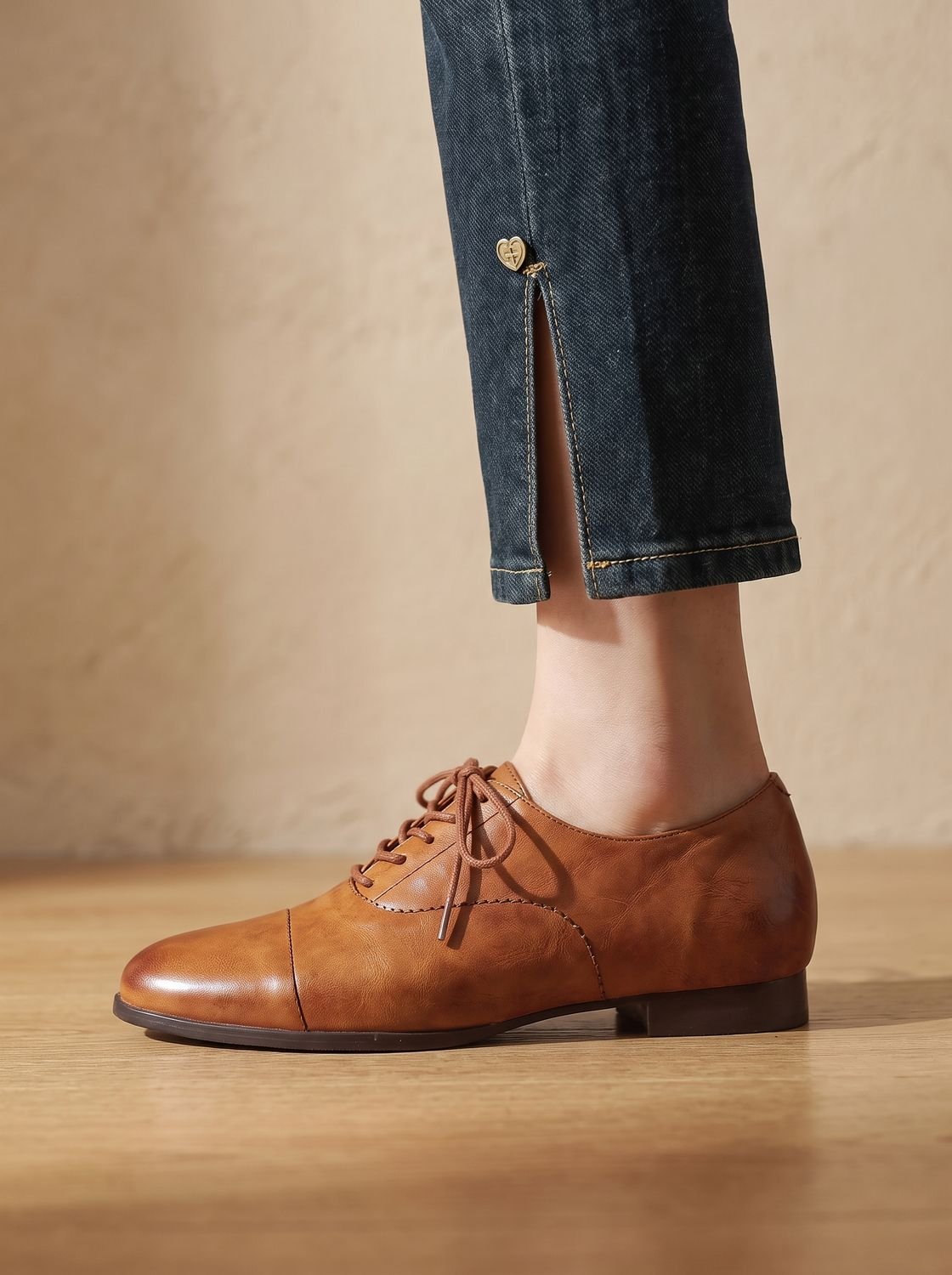 Emma | Women's Leather Lace-Up Cap Toe Oxford Flat Shoes