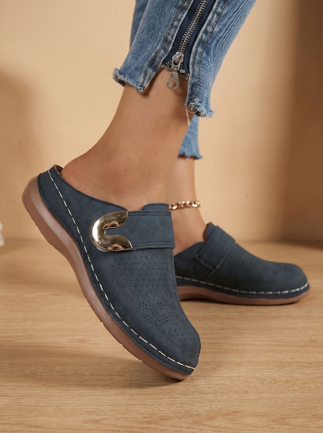 Emma | Women's Orthopedic Velcro Slip-On Mule Clogs Honeycomb Texture