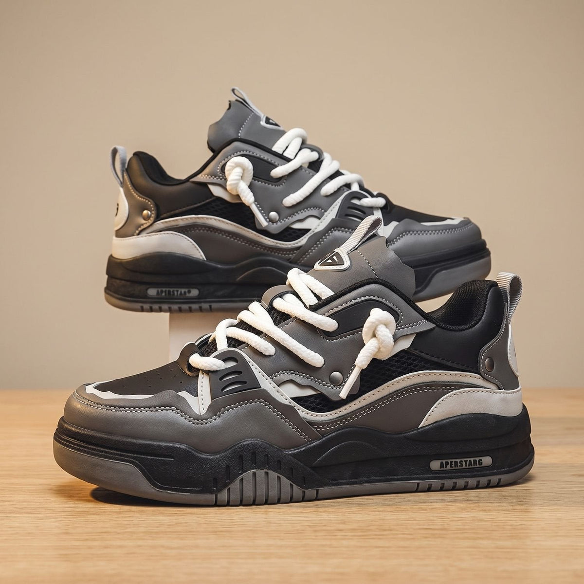 Ethan | Men's Chunky Low-Top Lace-Up Casual Sneakers