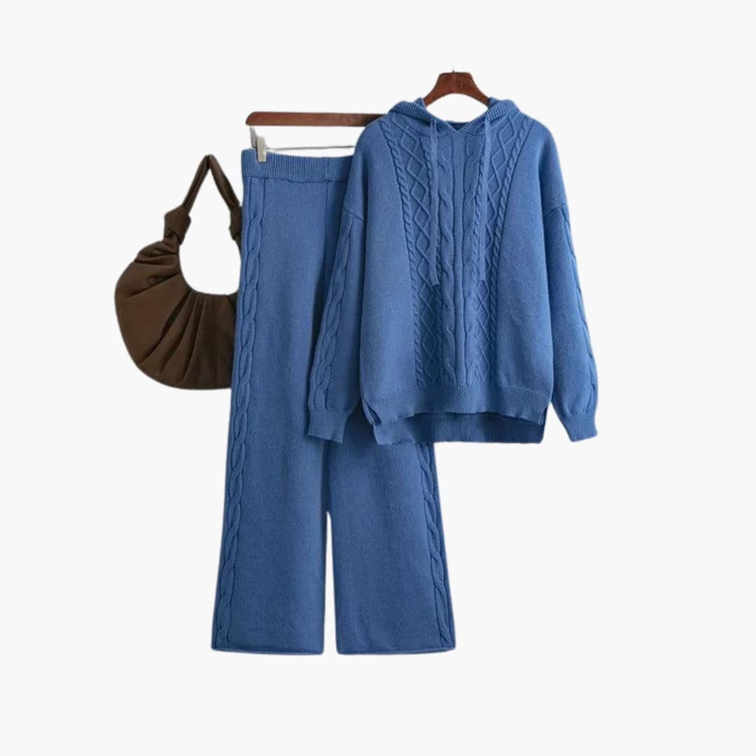 Fenella | Women's Oversized Hooded Cable Knit Sweater Set
