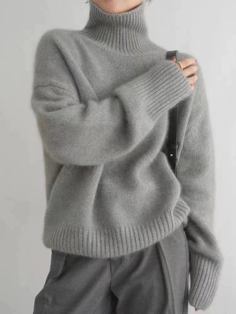 Genevieve | Women's Oversized Turtleneck Sweater
