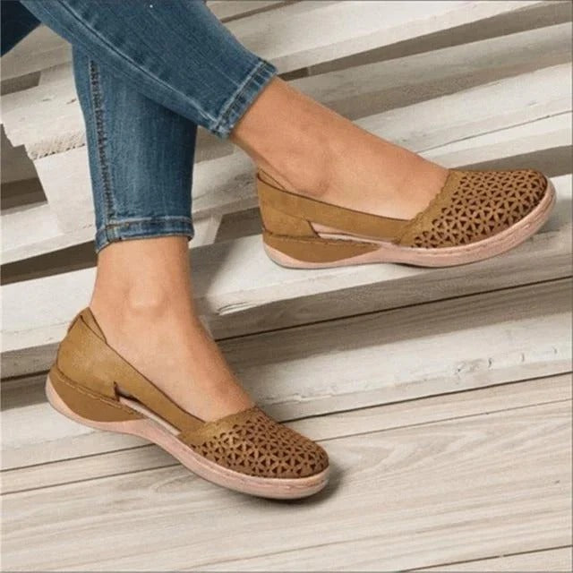 Slip-On Flats For Women With Breathable Mesh And Wide Toe Box