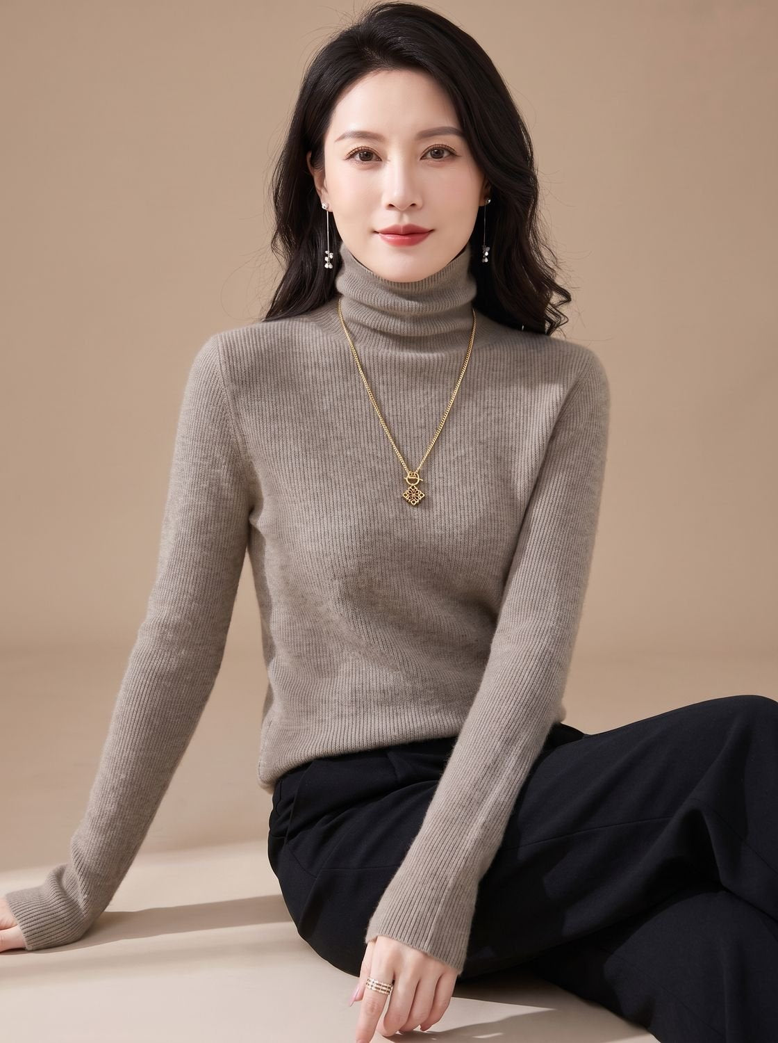 Luna | Women's Slim-Fit Ribbed Turtleneck Sweater