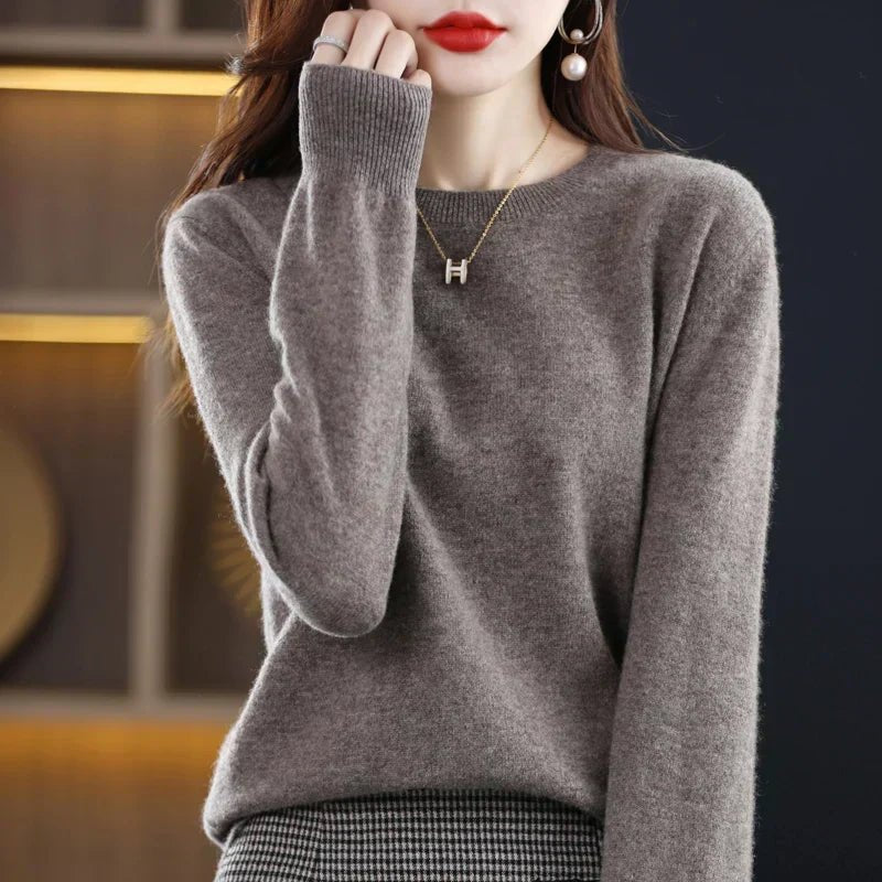 Marielle | Women's Classic Crew Neck Long Sleeve Sweater