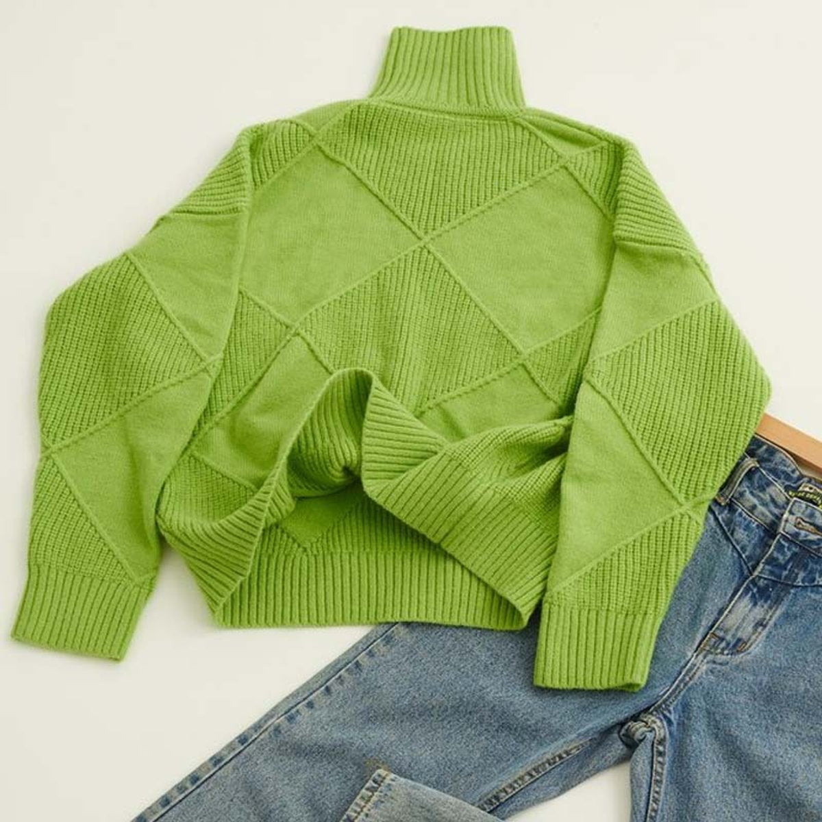 Marisol | Women's Diamond Pattern Oversized Turtleneck Sweater