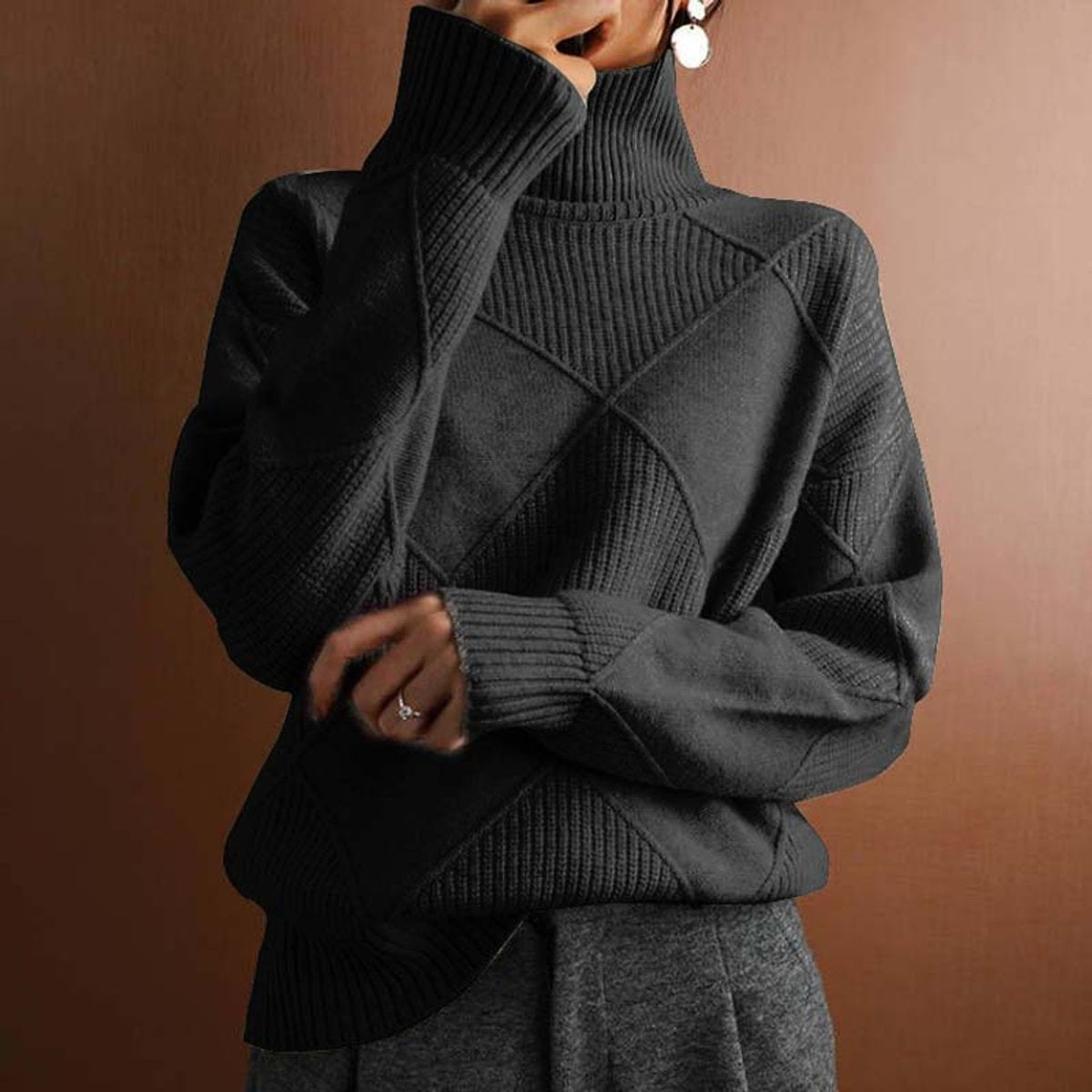 Marisol | Women's Diamond Pattern Oversized Turtleneck Sweater