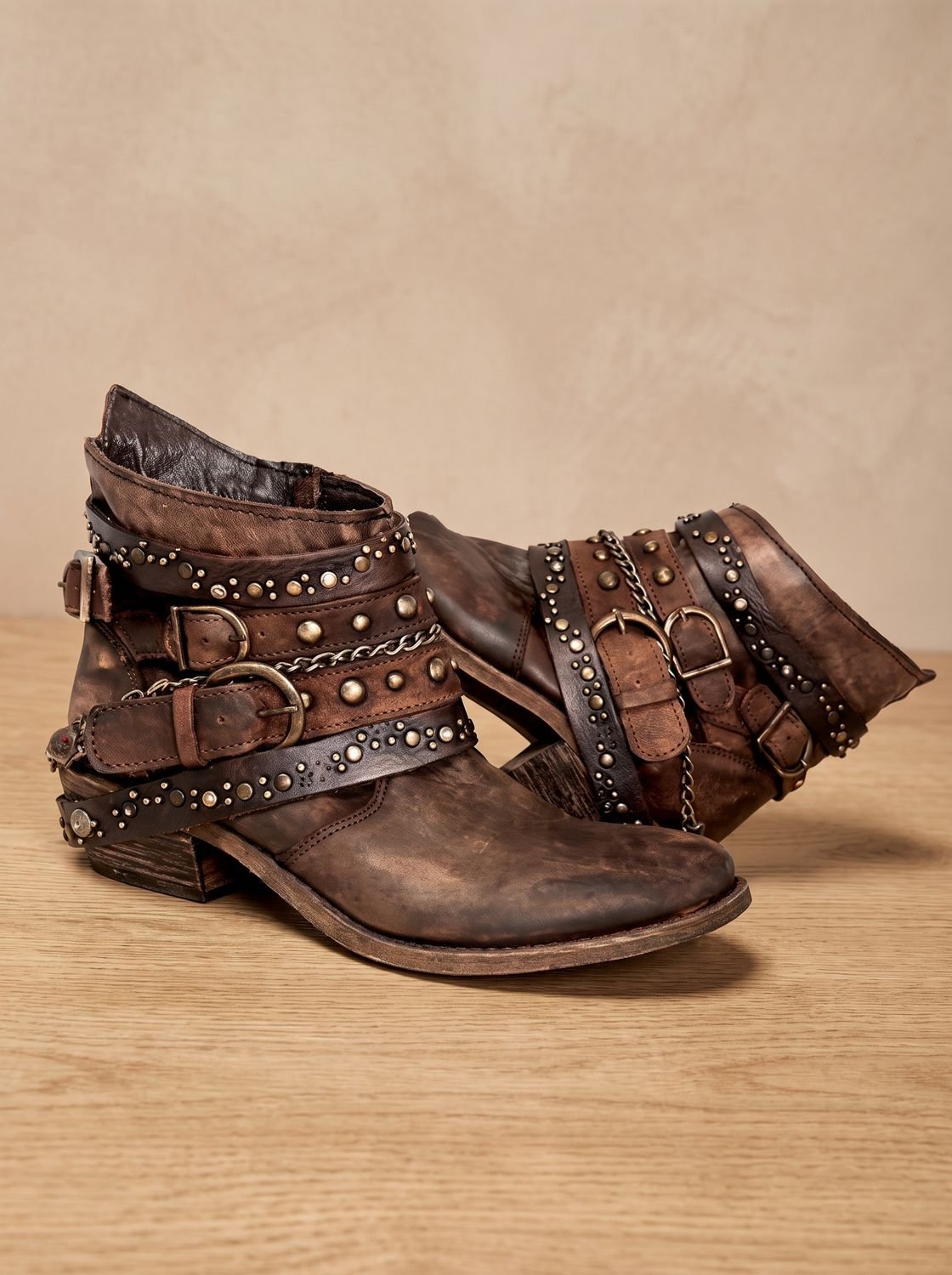 Scarlett | Women's Vintage Studded Buckle-Strap Western Ankle Boots