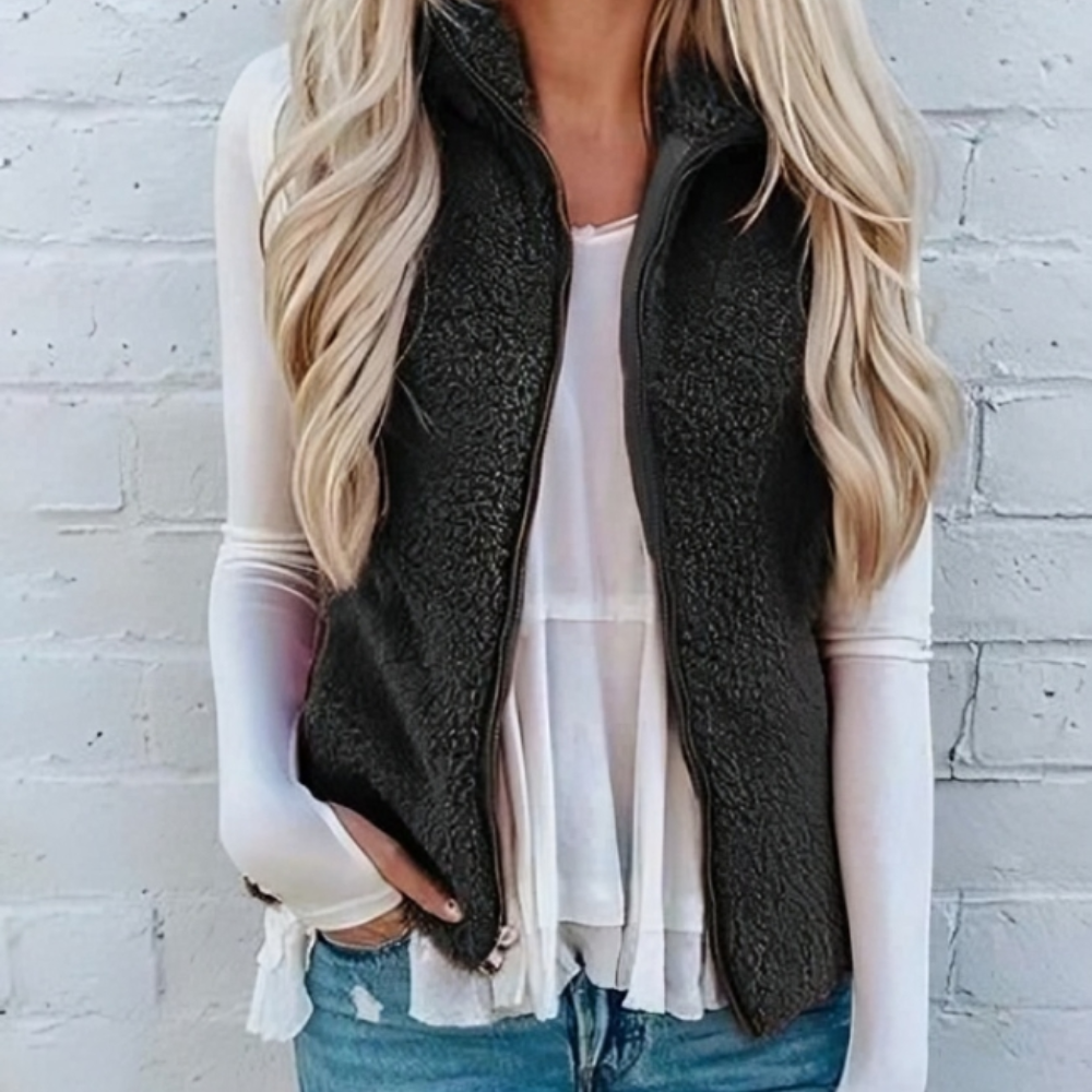 Solene | Women's Zip-Up Sleeveless Layering Fleece Vest