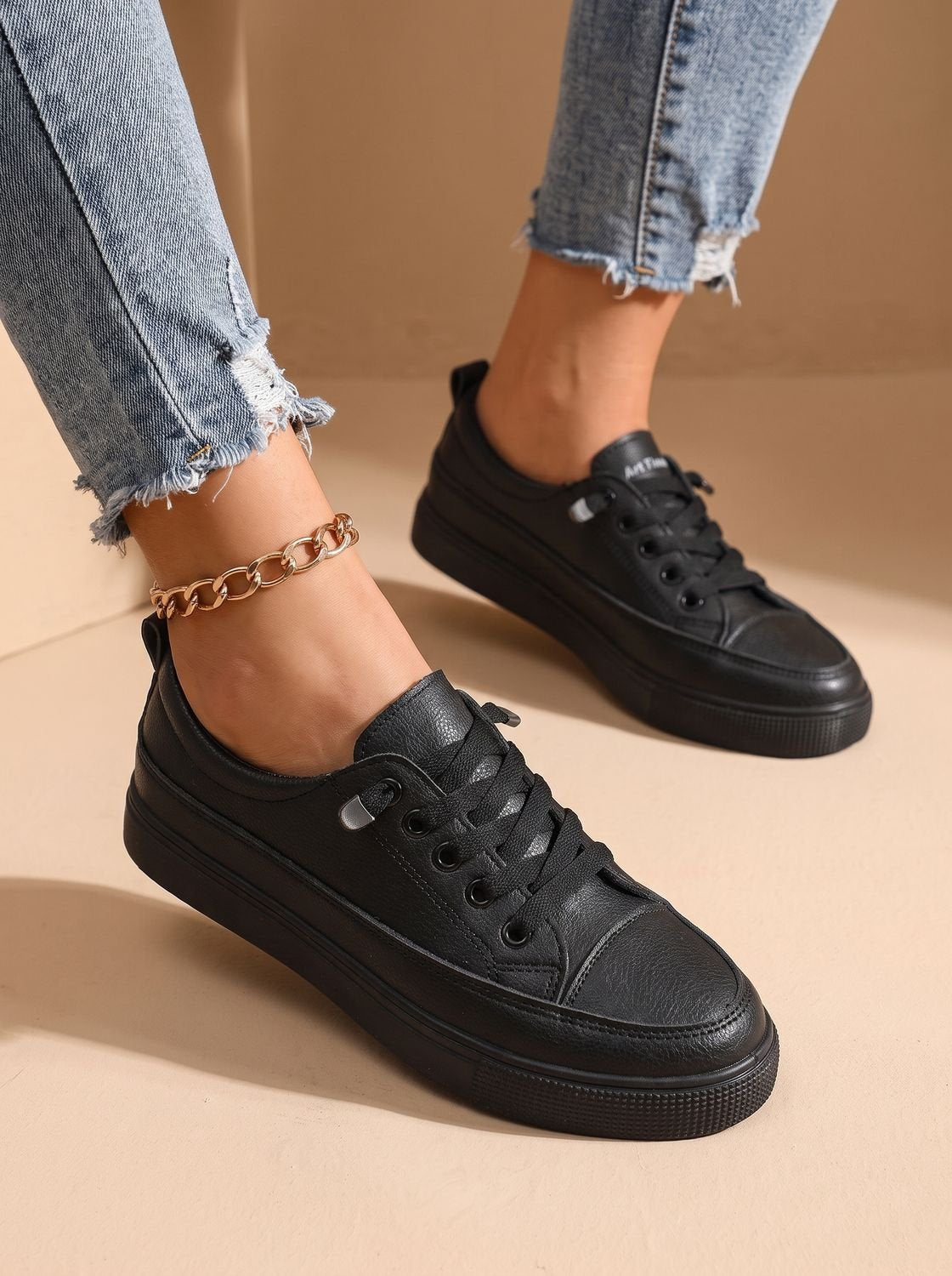 Sophia | Women's Orthopedic Cushioned Lace-Up Low-Top Sneakers