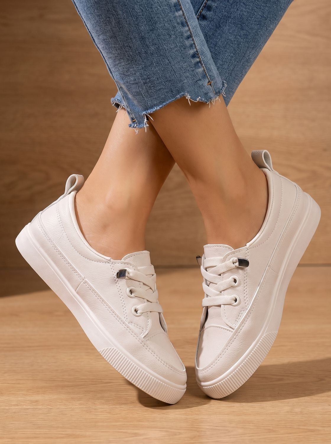 Sophia | Women's Orthopedic Cushioned Lace-Up Low-Top Sneakers