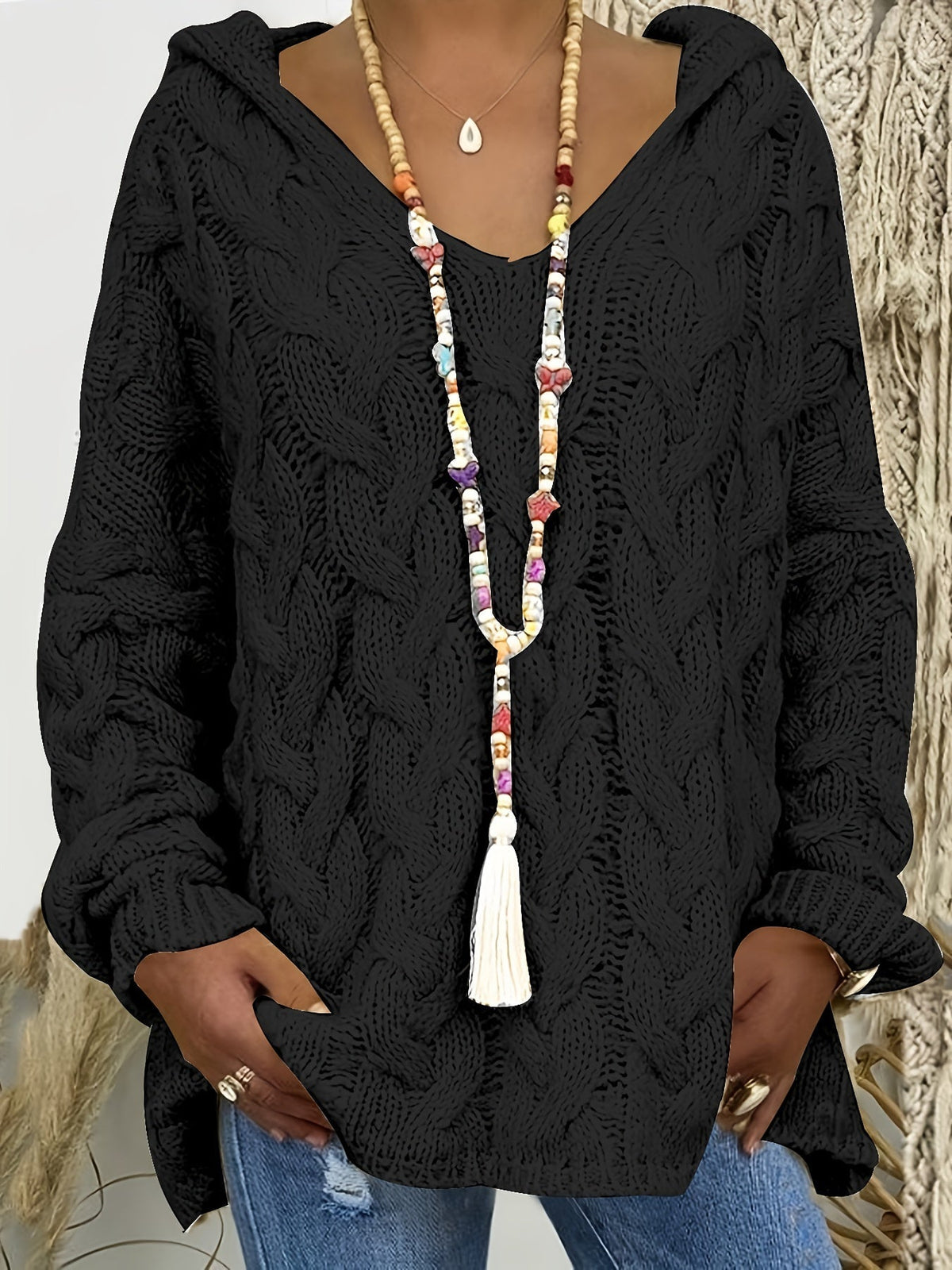 Women's Cable Knit V-Neck Sweater in Angola Mountain Wool
