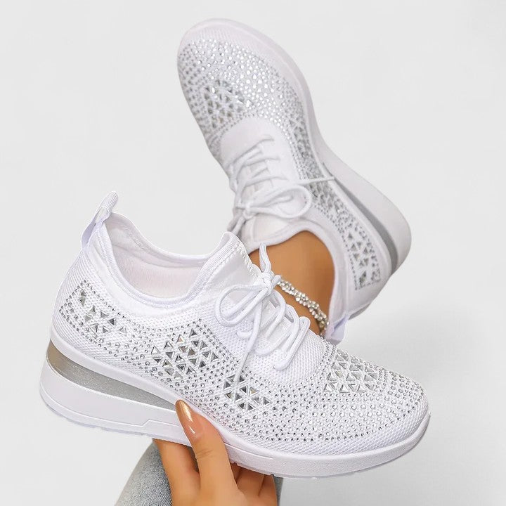 Women's Orthopaedic Shoes with Supportive Features