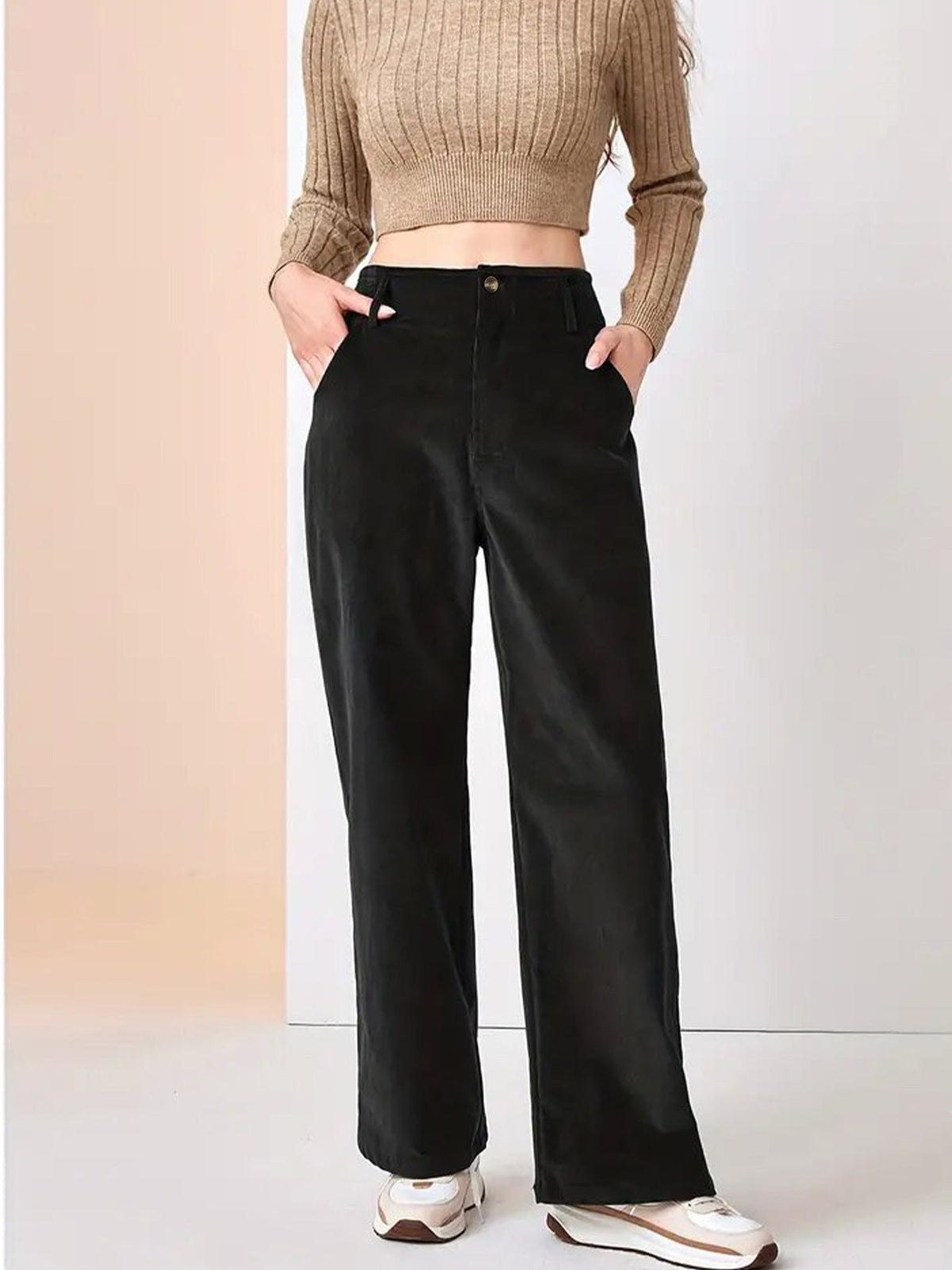 Women's Relaxed Wide-Leg Corduroy Pants