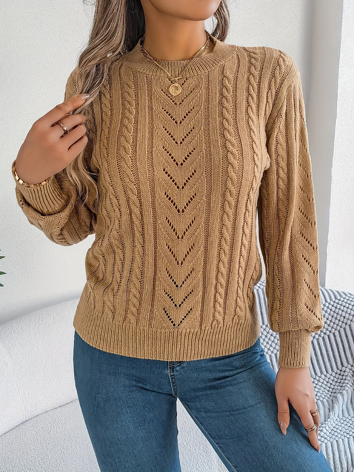 Women's Textured Crew Neck Cable Knit Sweater